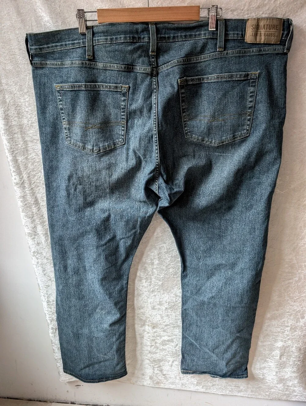 Levi's Straight Signature 48 X 30